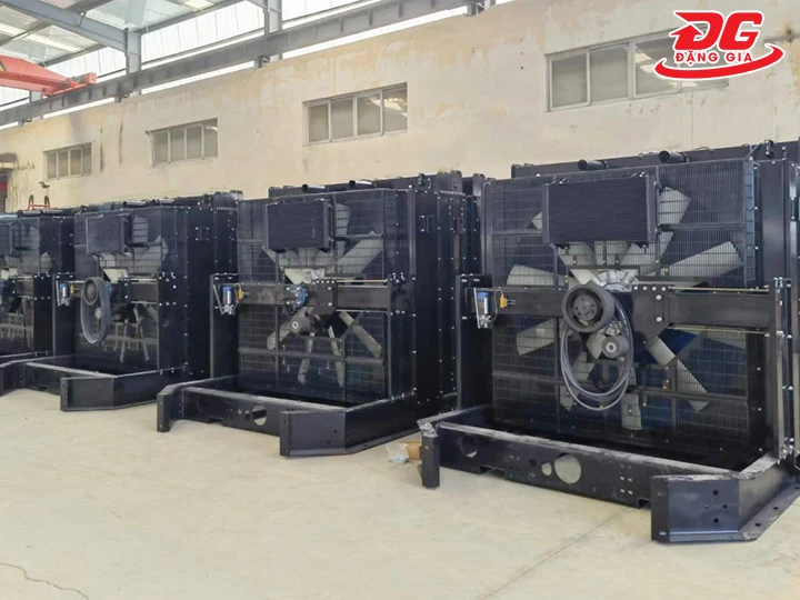 Hệ thống làm mát bằng nước cảu máy phát điện