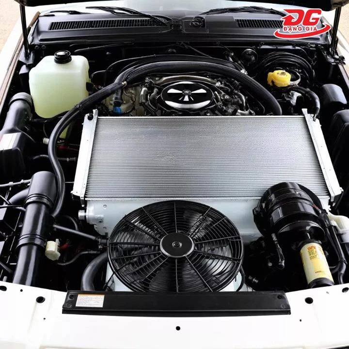 Hệ thống làm mát bằng nước của xe oto