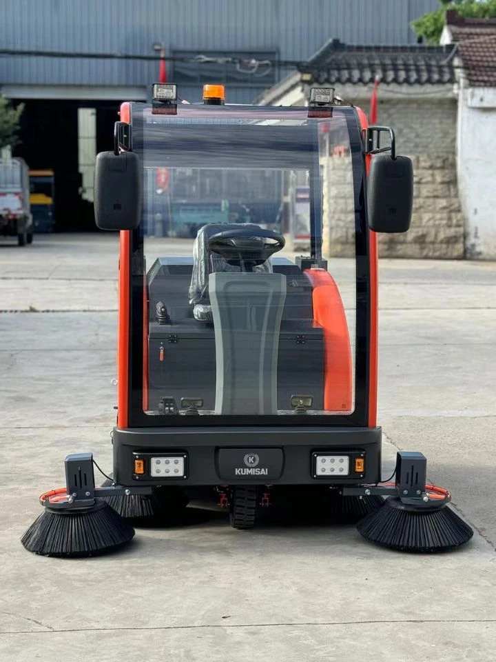 Hoàn tất bàn giao xe quét rác Kumisai KMS 1800 tới nhà máy Thành Công