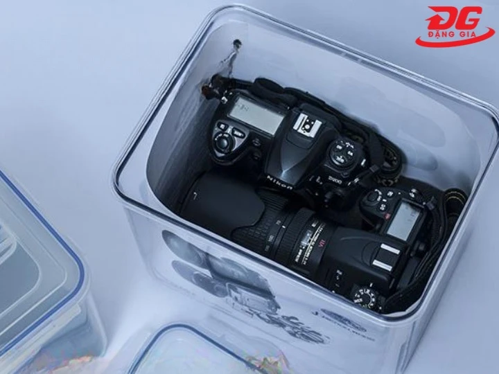  hộp chống ẩm máy ảnh Super Lock 8.4L 