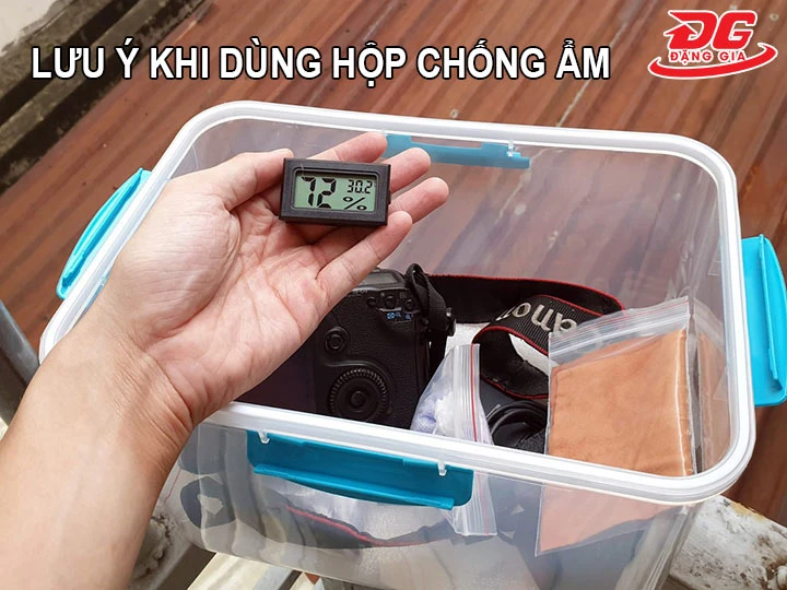 lưu ý khi dùng hộp chống ẩm