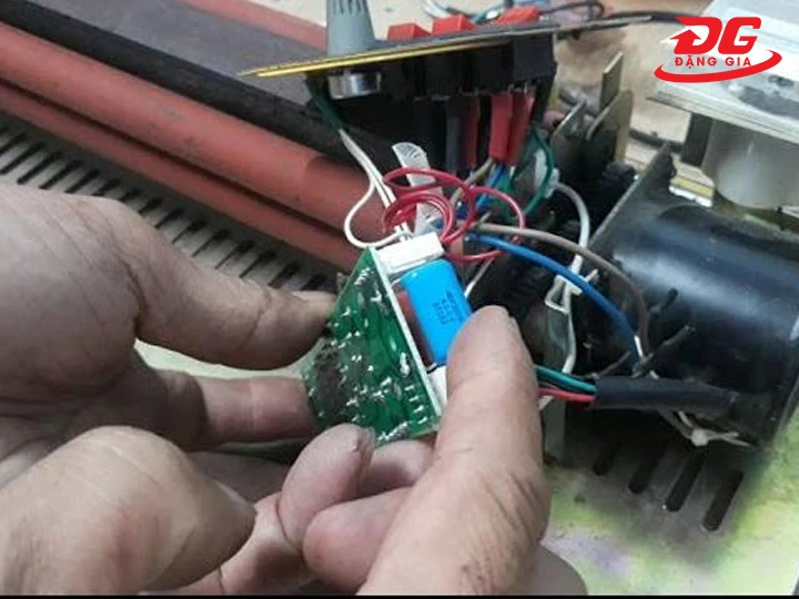 Mainboard máy ép plastic