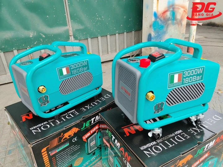 máy bơm rửa xe nội địa Trung Quốc