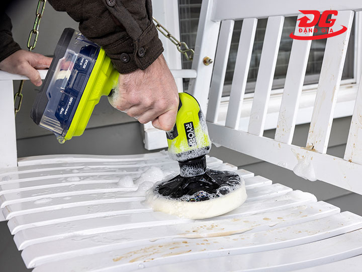 Máy chà sàn Ryobi: Sạch bóng không tì vết, Giá tốt bất ngờ