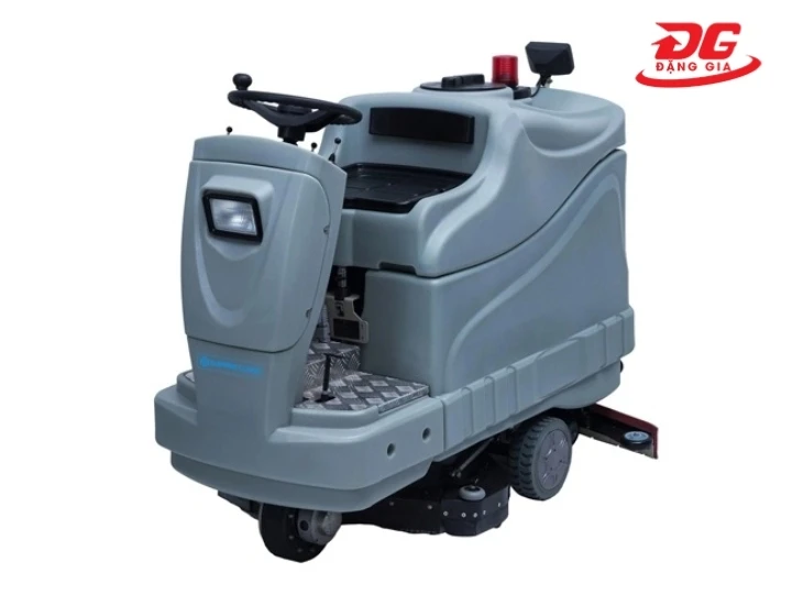 Máy chà sàn ngồi lái Supper clean