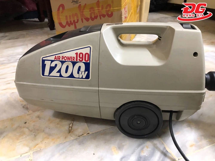 National MC-4500 1200w