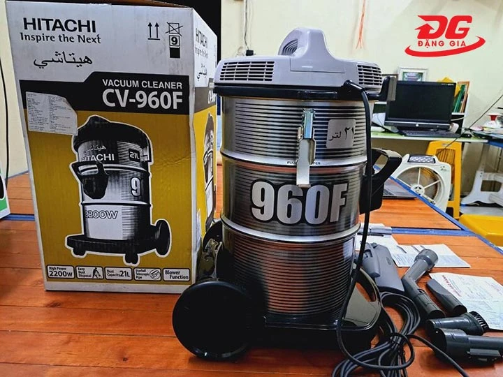 Mua máy hút bụi Hitachi