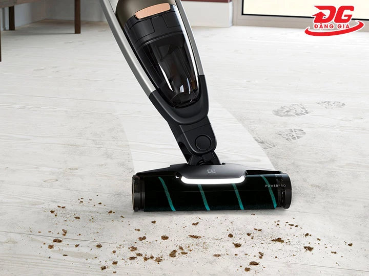 máy hút bụi Electrolux hút bụi nhanh