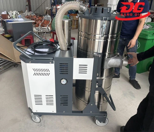 máy hút bụi nhà xưởng Kumisai KMS 300 