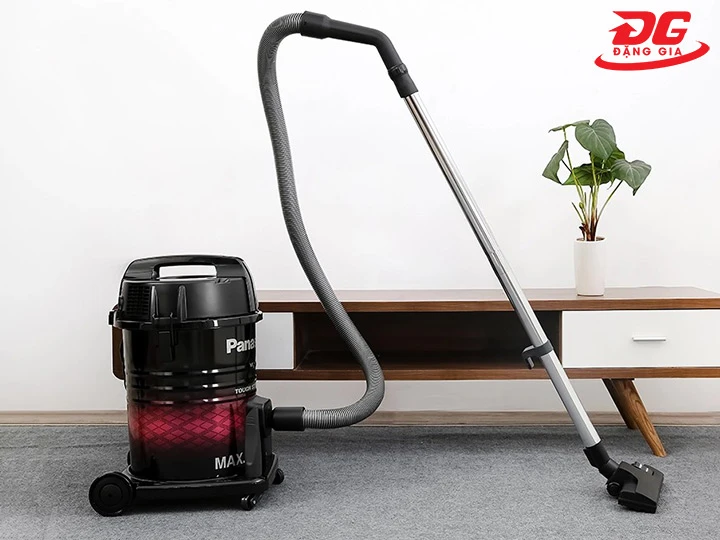 máy hút bụi Panasonic