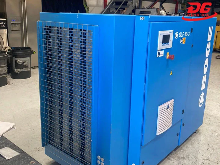 nguồn gốc máy nén khí không dầu cũ