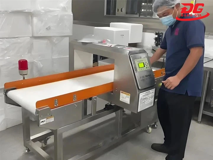 Máy rà tìm kim loại Nissin ngành nông sản