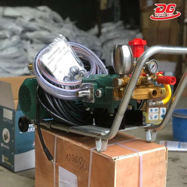 máy xịt rửa xe 3HP siêu bền bỉ