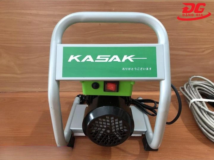 Máy rửa xe Kasaki: Thiết bị xịt rửa mạnh mẽ cho mọi nhu cầu