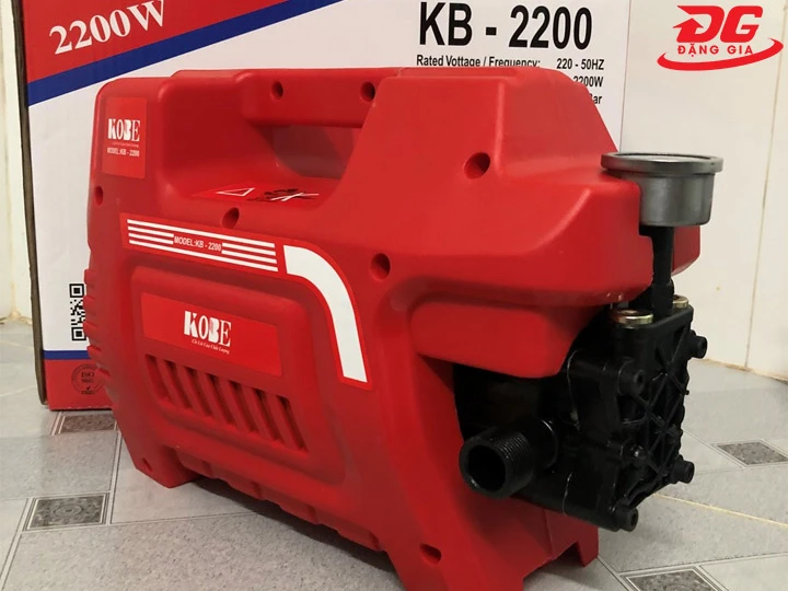 Máy rửa xe Kobe 2200