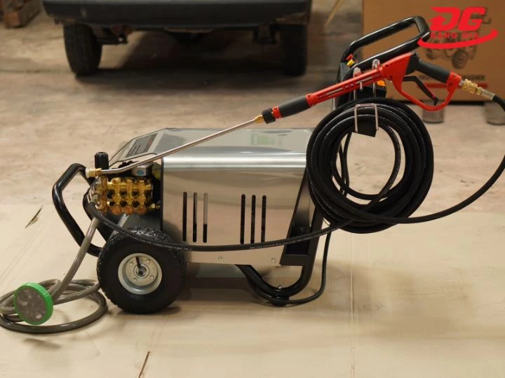 Máy rửa xe Kumisai 18M17.5-3T4 full phụ kiện
