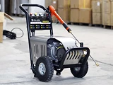 Máy rửa xe Palada
