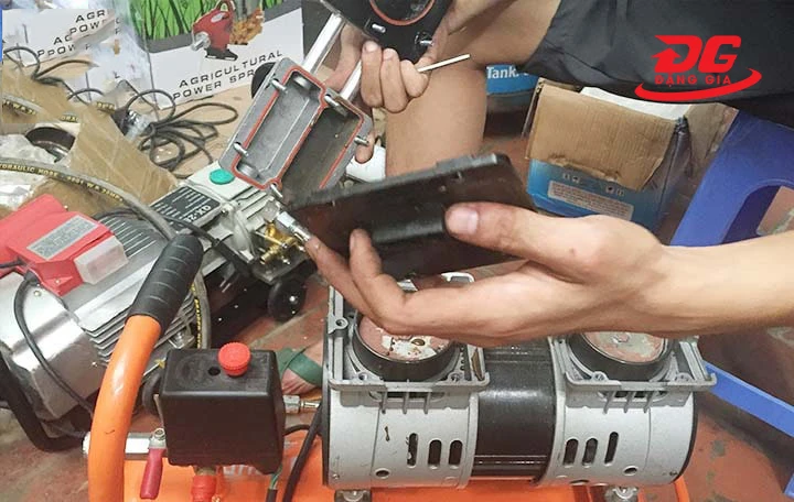 Bảo dưỡng máy định kỳ