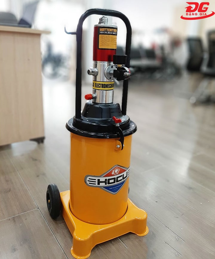 Máy bơm mỡ Kocu GZ 8 có độ bền cao