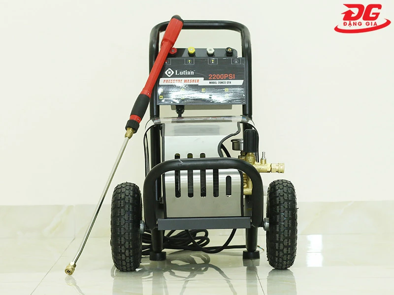 Máy rửa xe Lutian 2200psi