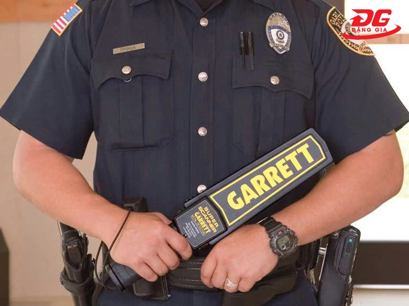 Máy kiểm tra kim loại Garrett