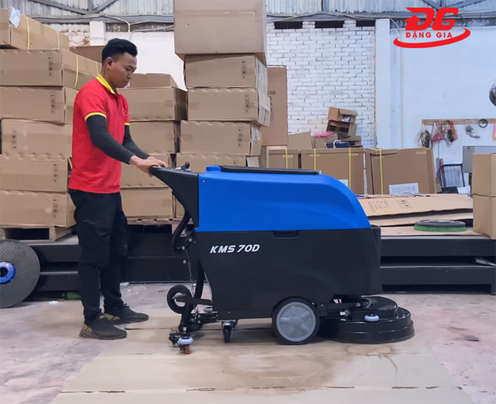 Máy chà sàn liên hợp hoạt động bằng năng lượng ắc quy