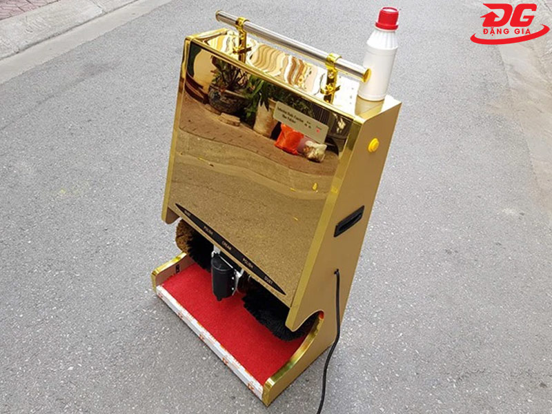 Màu vàng gold sang trọng, tạo ấn tượng mạnh mẽ
