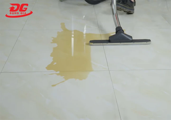 Máy hút bụi hút nước Kumisai KMS 80A New