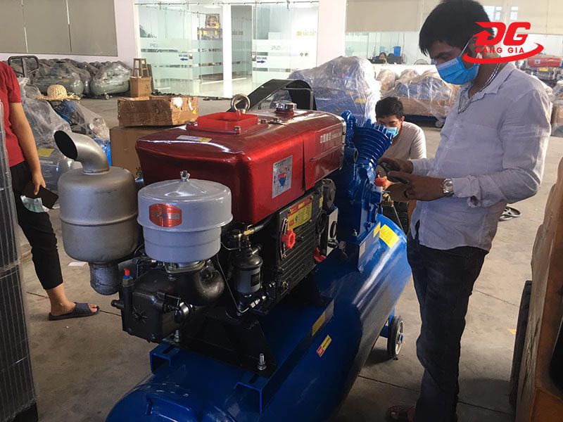 Đầu nổ diesel