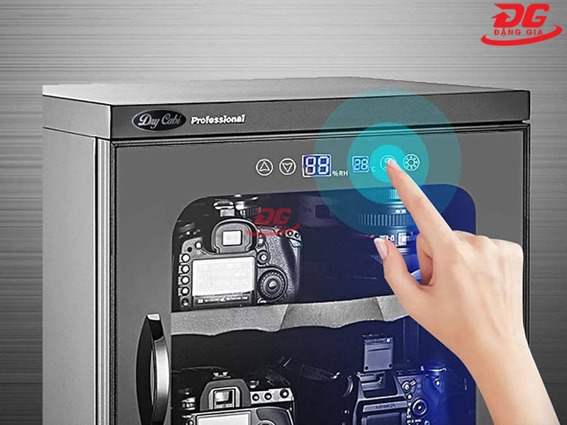 Tủ chống ẩm máy ảnh Dry Cabi ATS-160