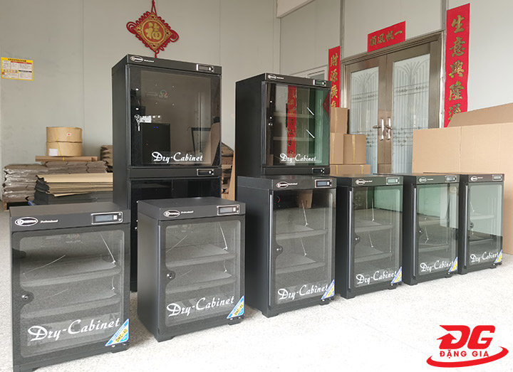Hình ảnh tại xưởng sản xuất tủ chống ẩm Kumisai