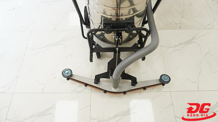 Máy hút bụi hút nước công nghiệp Kumisai 380T
