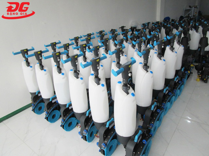 Máy chà sàn liên hợp mini Kumisai KMS-180