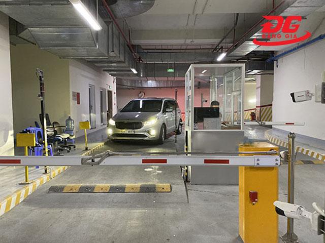 cổng barie điện BS306TI