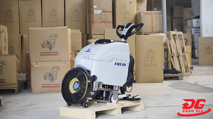 Máy chà sàn liên hợp cánh bướm Kumisai KMS2A