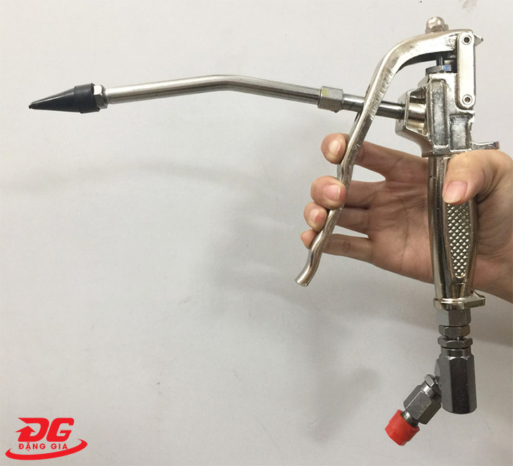 Sử dụng Súng bơm mỡ KOCU HCG-600