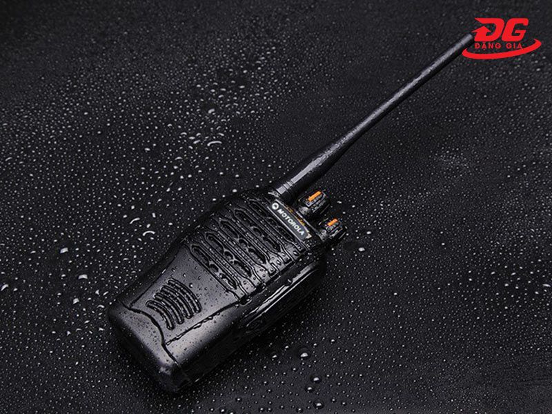 Motorola GP 368 Plus đáp ứng tiêu chuẩn kháng nước