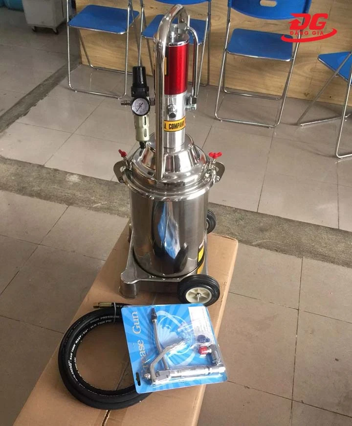 Máy bơm mỡ khí nén Palada PD-8A đầy đủ phụ kiện