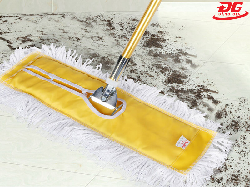 Bàn lau kích thước 60cm, tăng diện tích tiếp xúc với mặt sàn