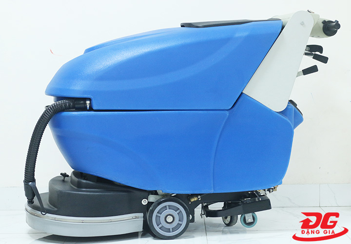 Hình ảnh thực tế máy chà sàn Supper Clean