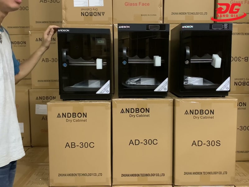 Một số lưu ý quan trọng khi mua tủ hút ẩm máy ảnh Andbon