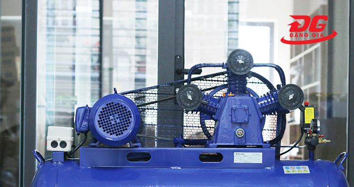 Cụm motor và đầu nén