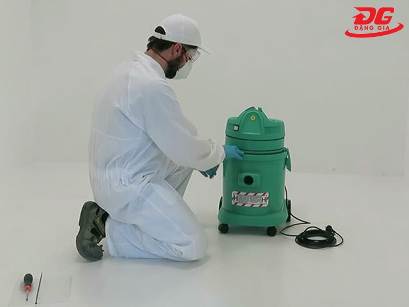 giá Máy hút bụi phòng sạch IPC GP1/27 HEPA ISO5