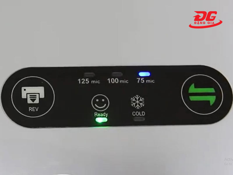 Sau khoảng 1 phút làm nóng, đèn báo hiệu (Ready) chuyển sang màu xanh là có thể sử dụng