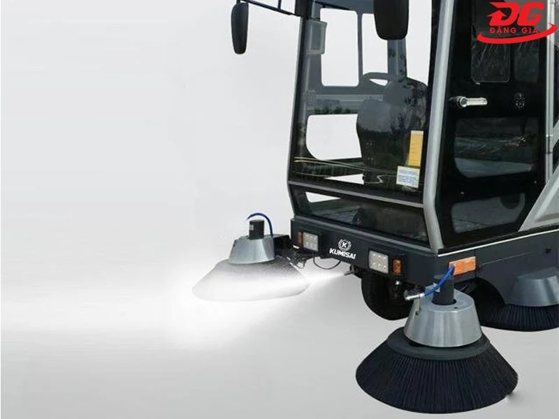 bán xe quét rác ngồi lái Kumisai KMS-1900E
