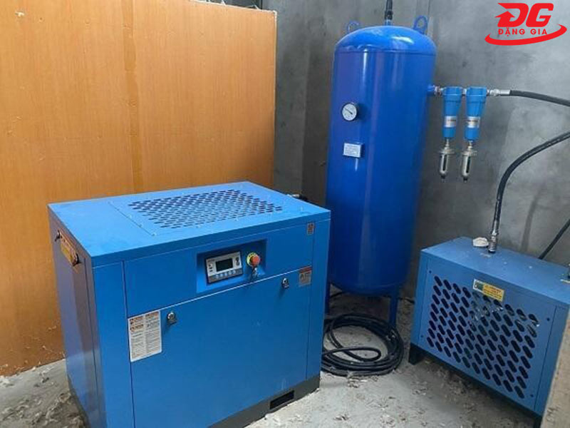 Đặng Gia hoàn thiện lắp đặt máy nén khí 15HP Pegasus TMPM15A cho xưởng sản xuất bao bì giấy tại Bắc Giang