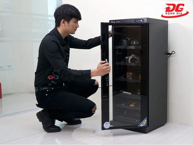 Tủ bảo quản máy ảnh thương hiệu Fujie
