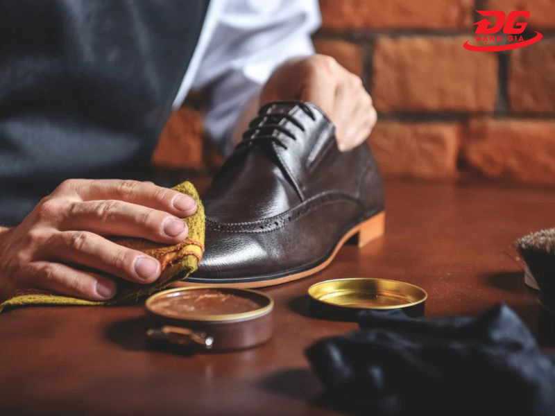 xi đánh bóng giày cao cấp