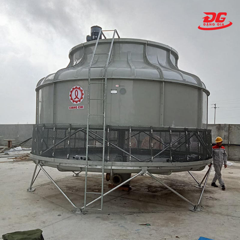 Tháp giải nhiệt nước Liangchi LBC 300RT