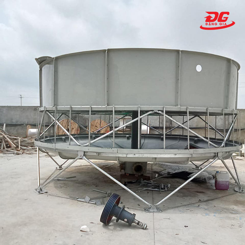 Lắp đặt tháp hạ nhiệt Liang Chi LBC-300RT ở vị trí bằng phẳng